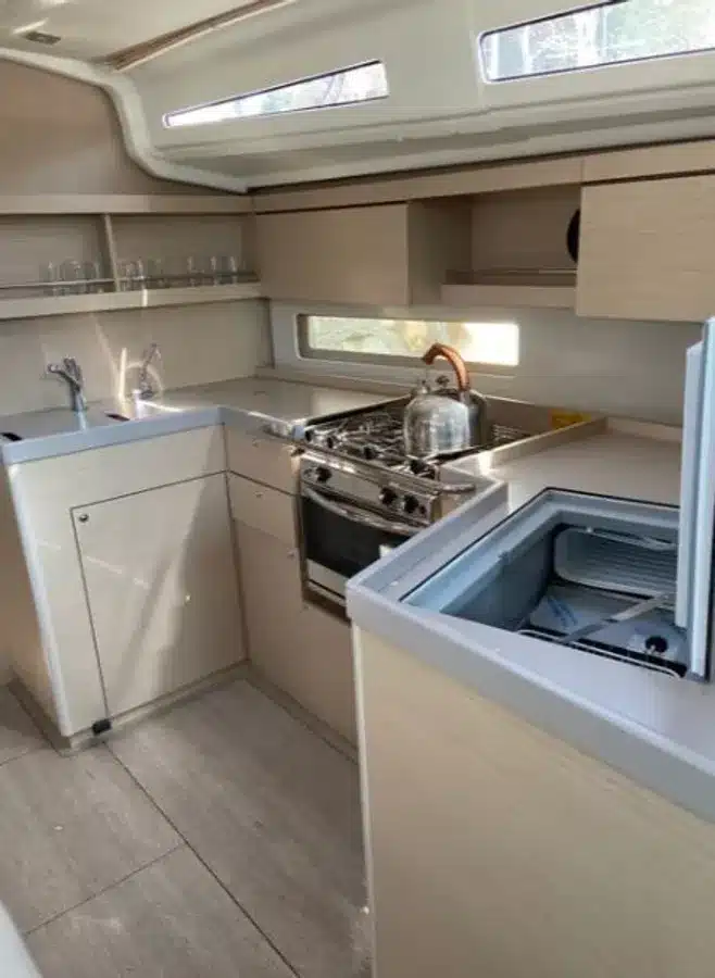 monohull galley